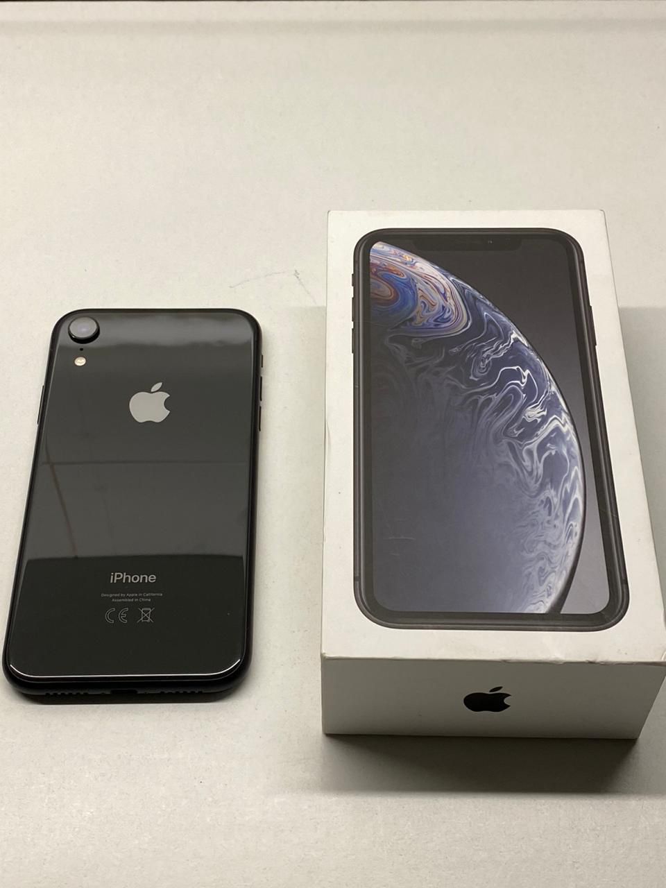 iPhone XR 64GB